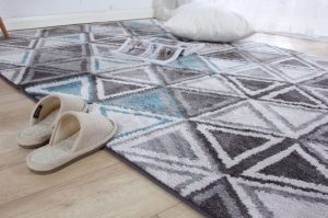 Mengenal Karpet Poliester